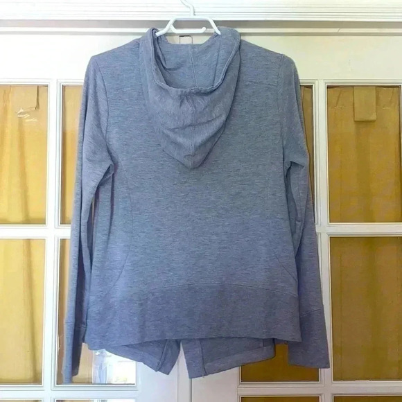 TORRID Hoodie, asymmetric zip down ,  great condition - Picture 2 of 7